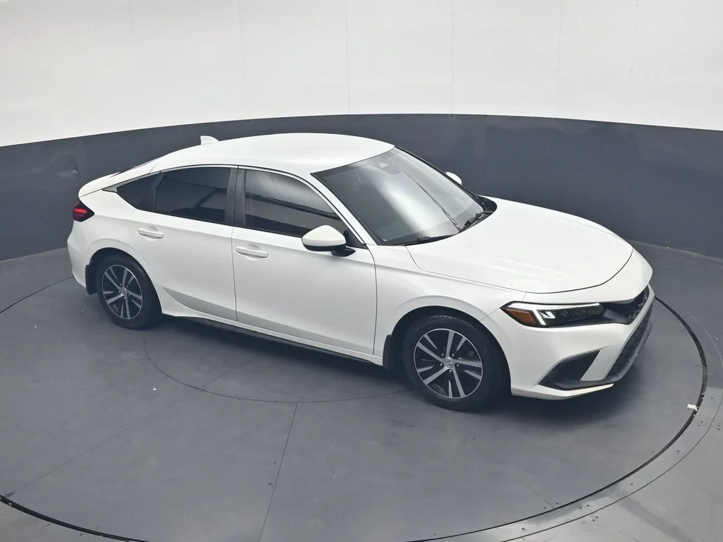 Used 2023 Platinum White Pearl Honda LX image 20