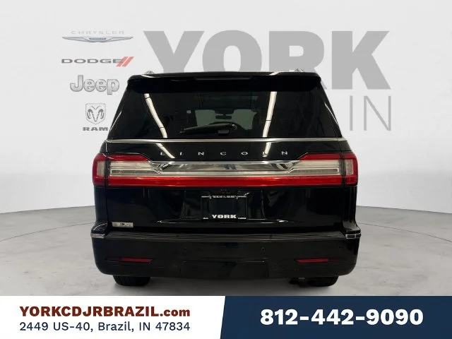Used 2021 Black Lincoln Reserve image 4