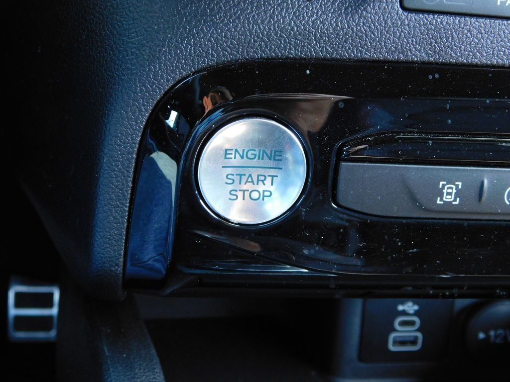 Used 2024 Blue Ford ST-Line image 36
