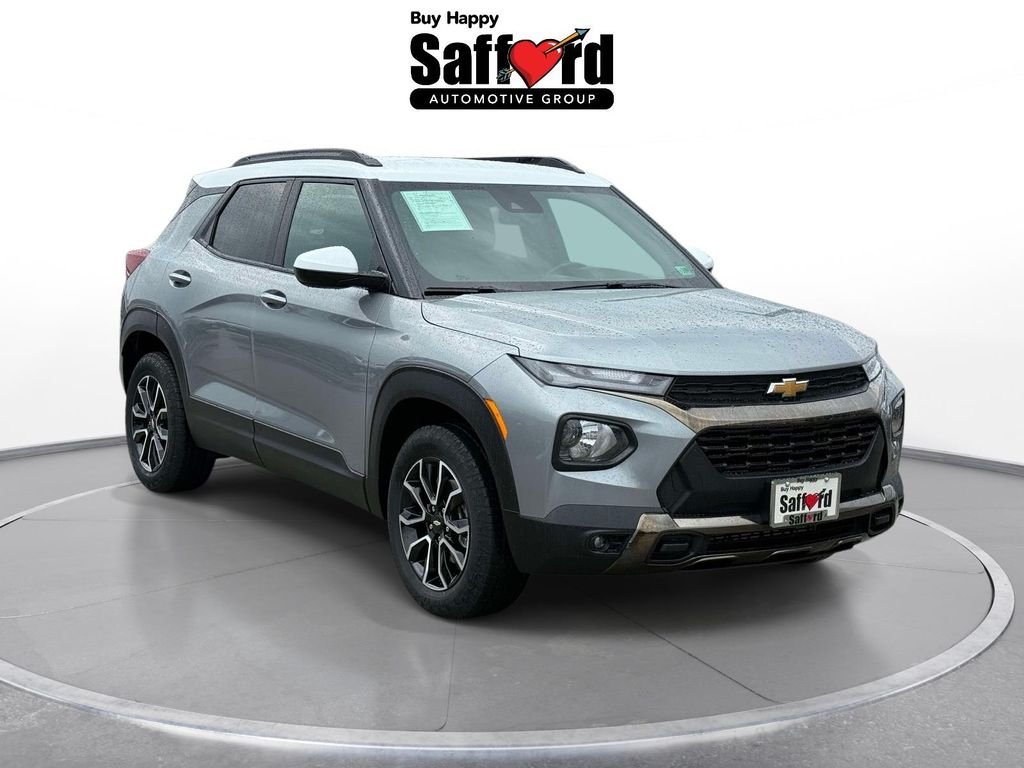 Used 2023 Gray Chevrolet ACTIV image 1