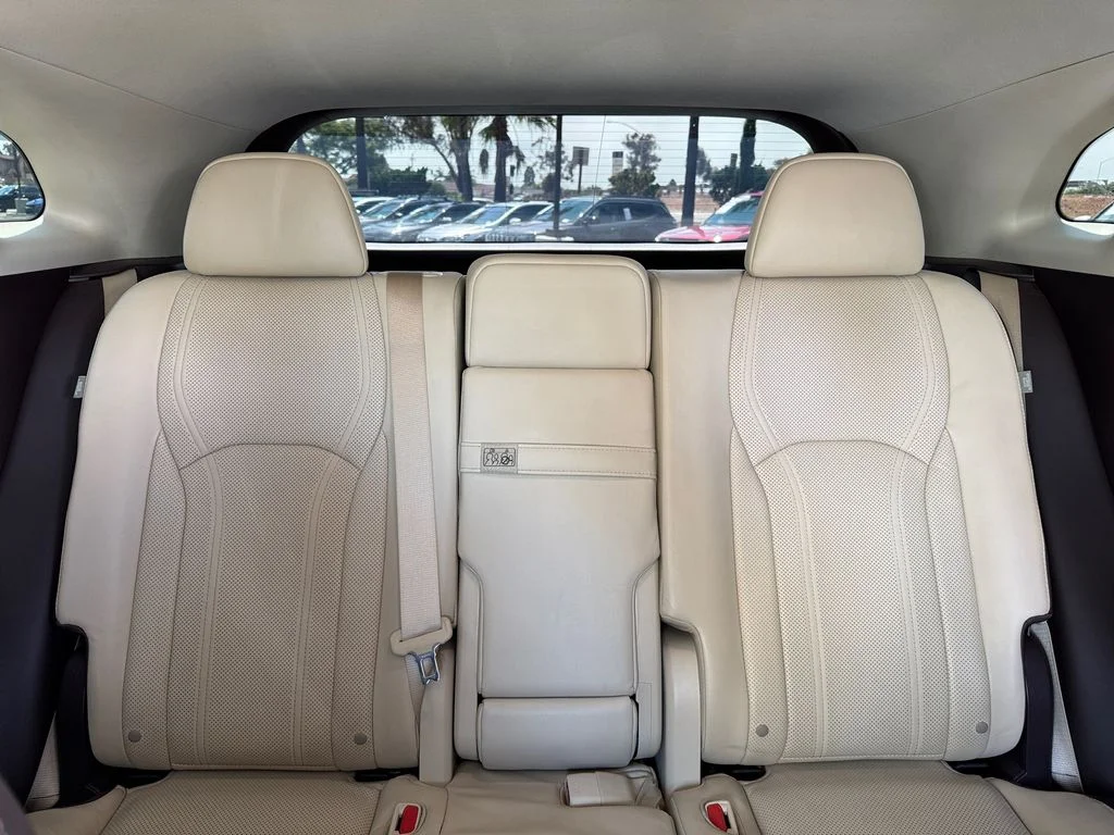 Used 2017 Silver Lexus 350 image 20