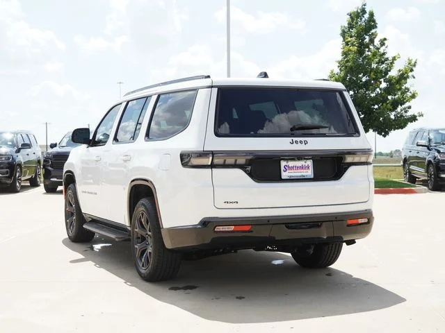 New 2026 Bright White Clear-Coat Exterior Paint Jeep Limited Altitude image 7