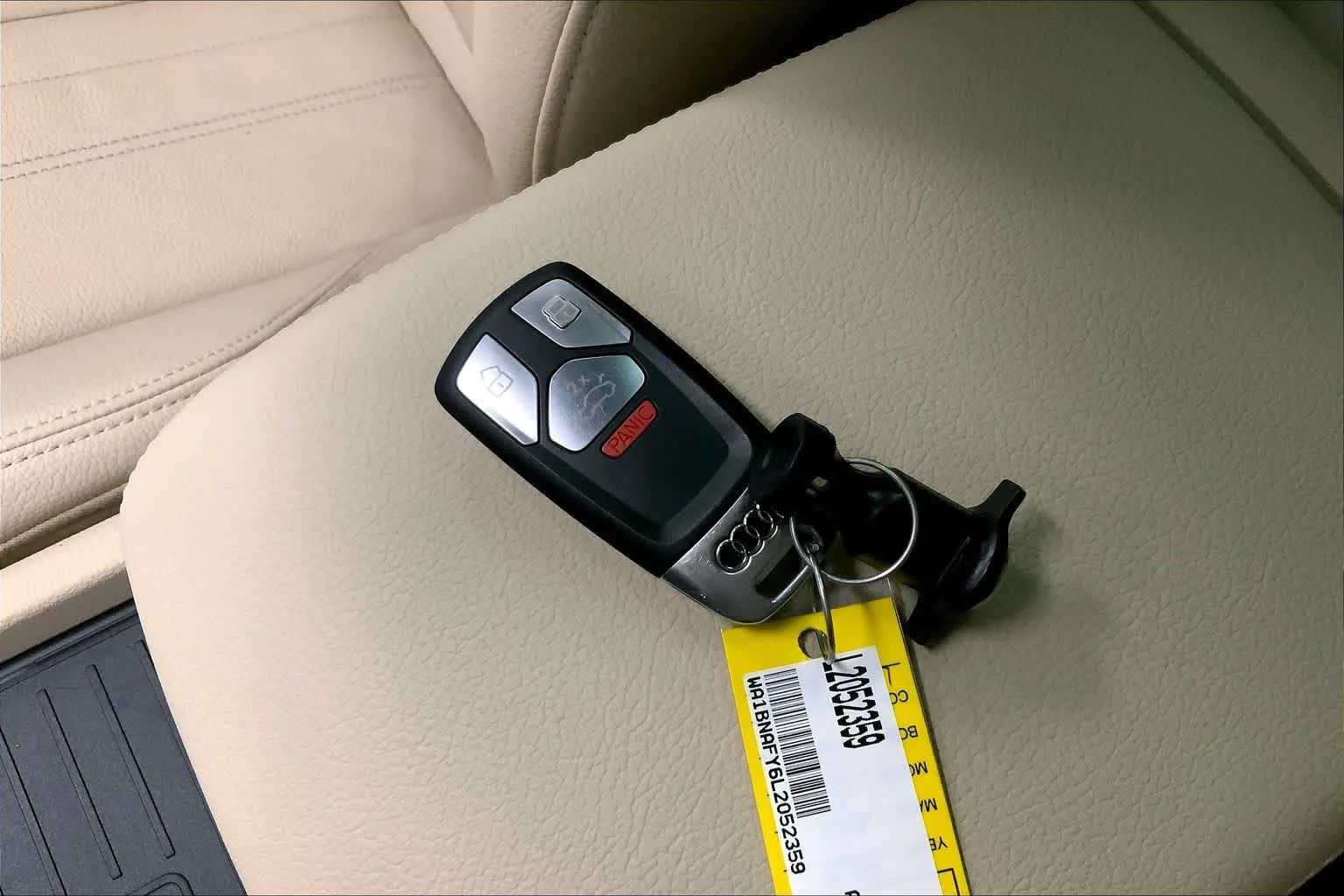 Used 2020 Moonlight Blue Metallic Audi Premium Plus image 15