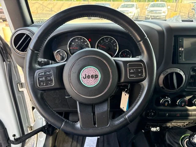 Used 2017 White Jeep Unlimited Sport image 9