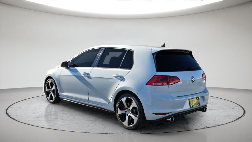 Used 2017  Volkswagen Sport image 7