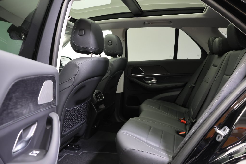 Certified Used 2026 Black Mercedes-Benz GLE 350 image 44
