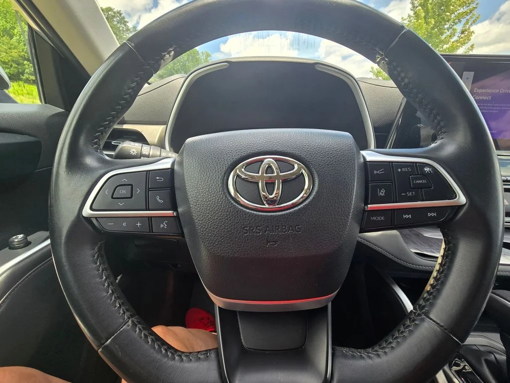 Used 2024 Silver Toyota XLE image 24