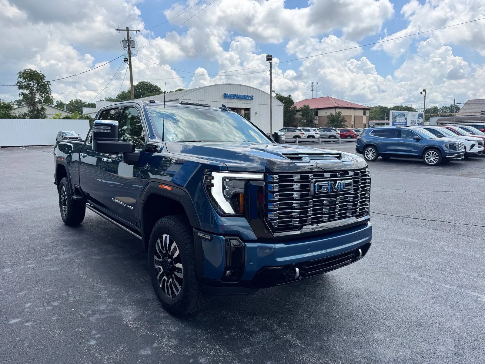 2026 GMC Sierra 2500HD Denali Ultimate - Photo 6