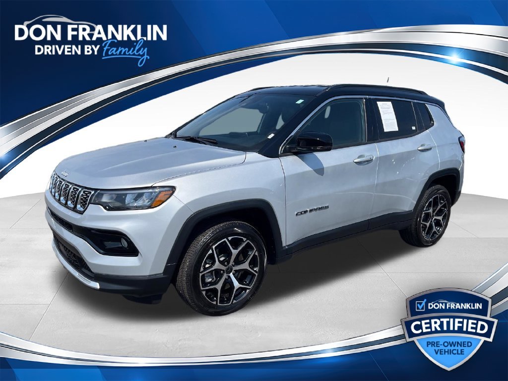 Used 2025 Silver Jeep Limited image 1