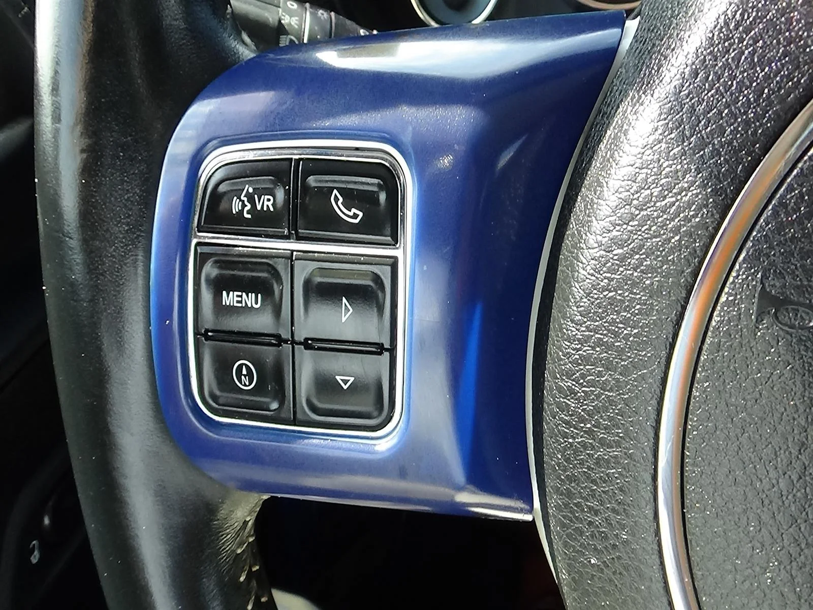 Used 2014 Hydro Blue Pearl Coat Jeep Polar Edition image 15