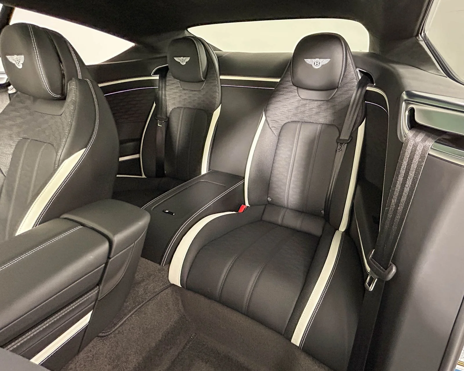 New 2025  Bentley Speed image 37