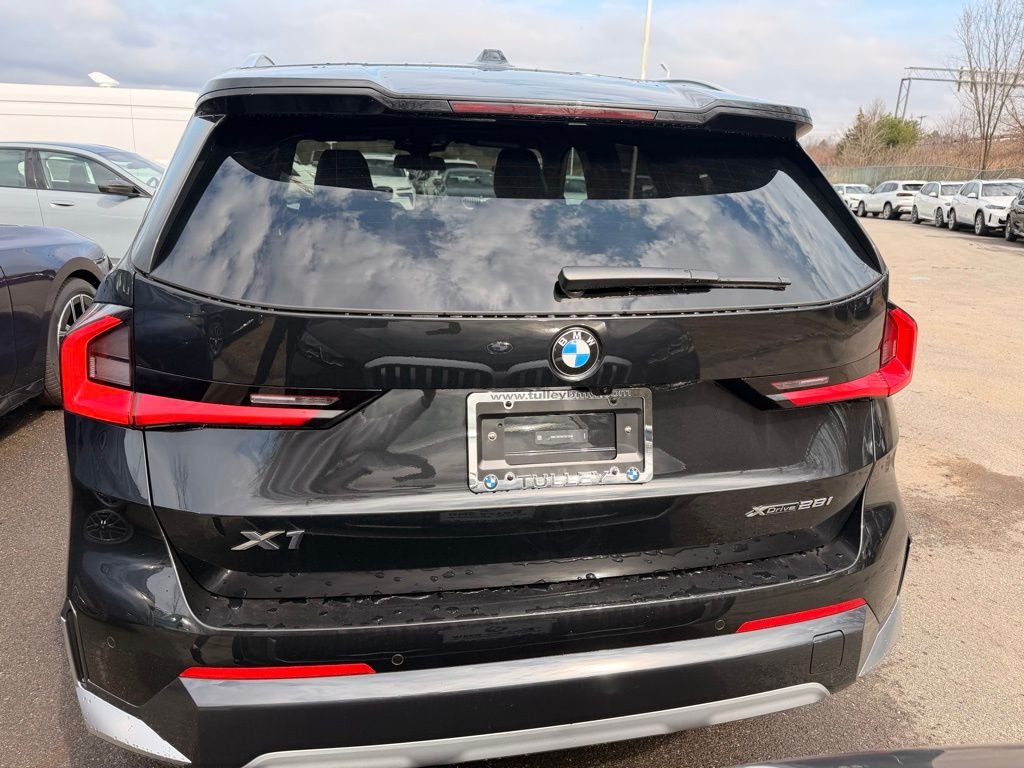 New 2026 Black Sapphire Metallic BMW xDrive28i image 4