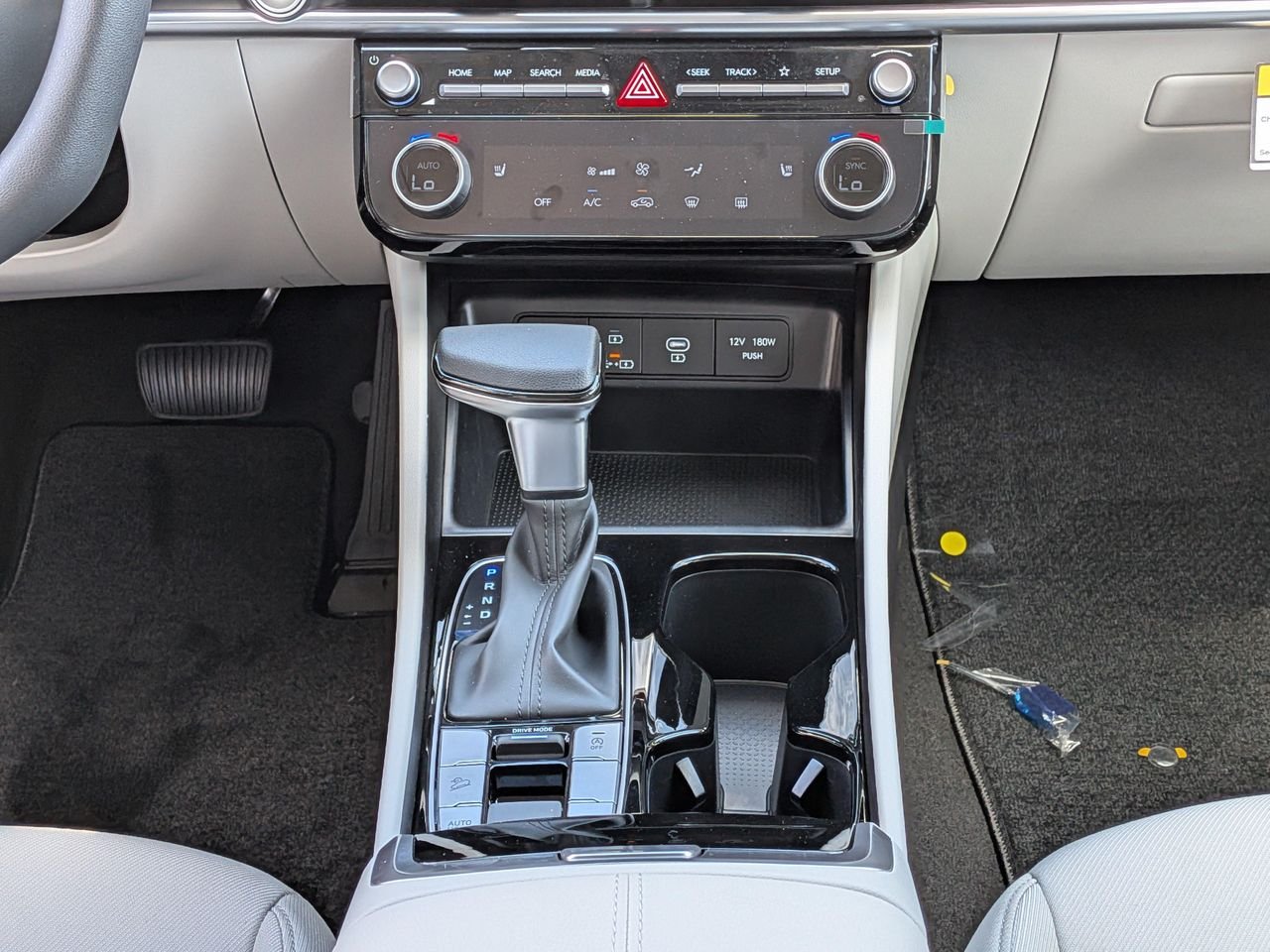 New 2026 Hampton Gray Hyundai SEL Plus FWD image 21