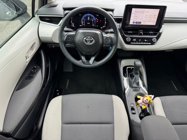 Used 2026  Toyota LE image 19