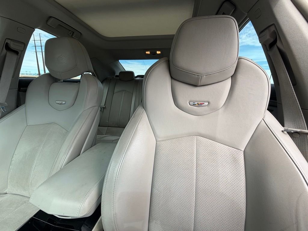 Used 2009 Silver Cadillac Base image 11