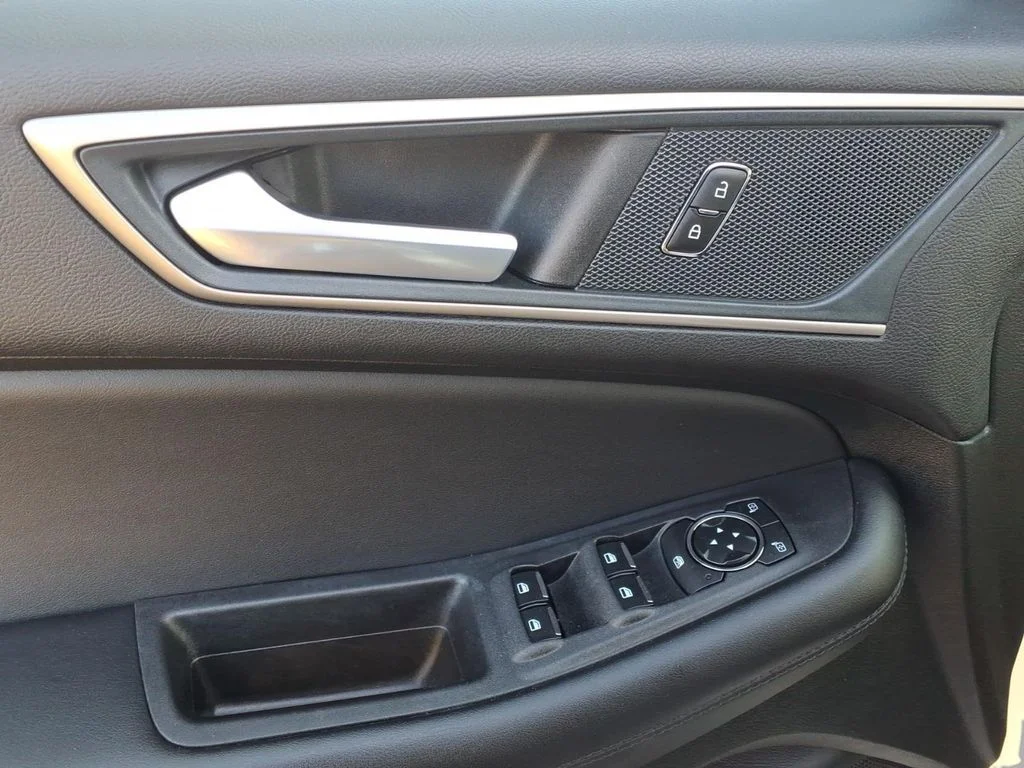 Used 2024 White Ford SEL image 15