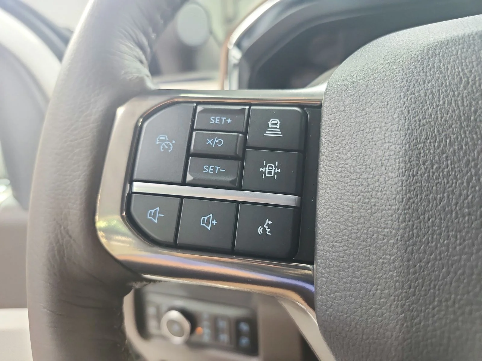 New 2026 White Ford King Ranch image 27