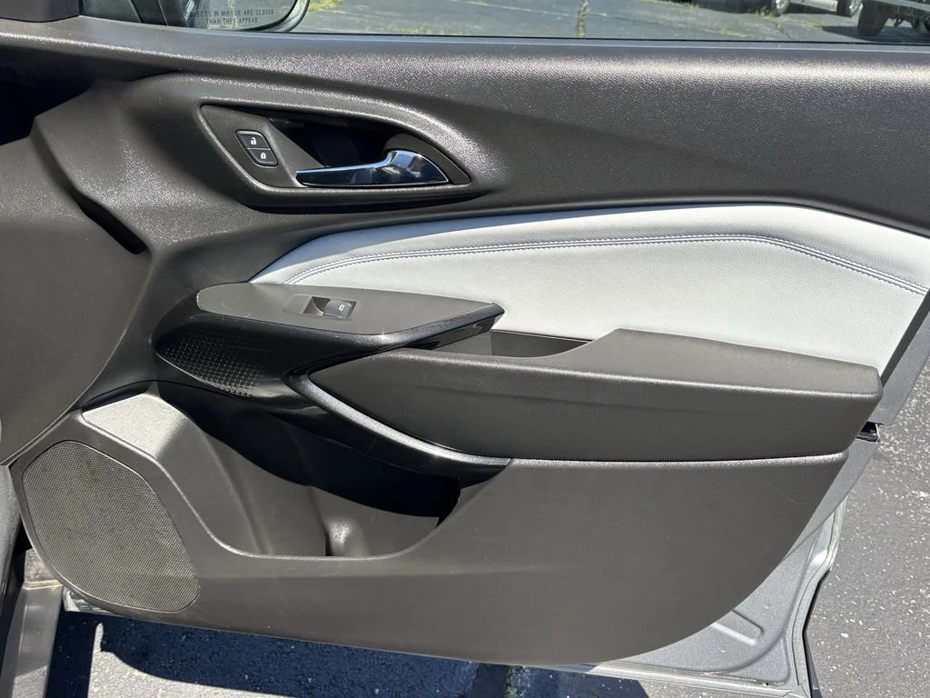 Used 2024 Sterling Gray Metallic Chevrolet LT image 23