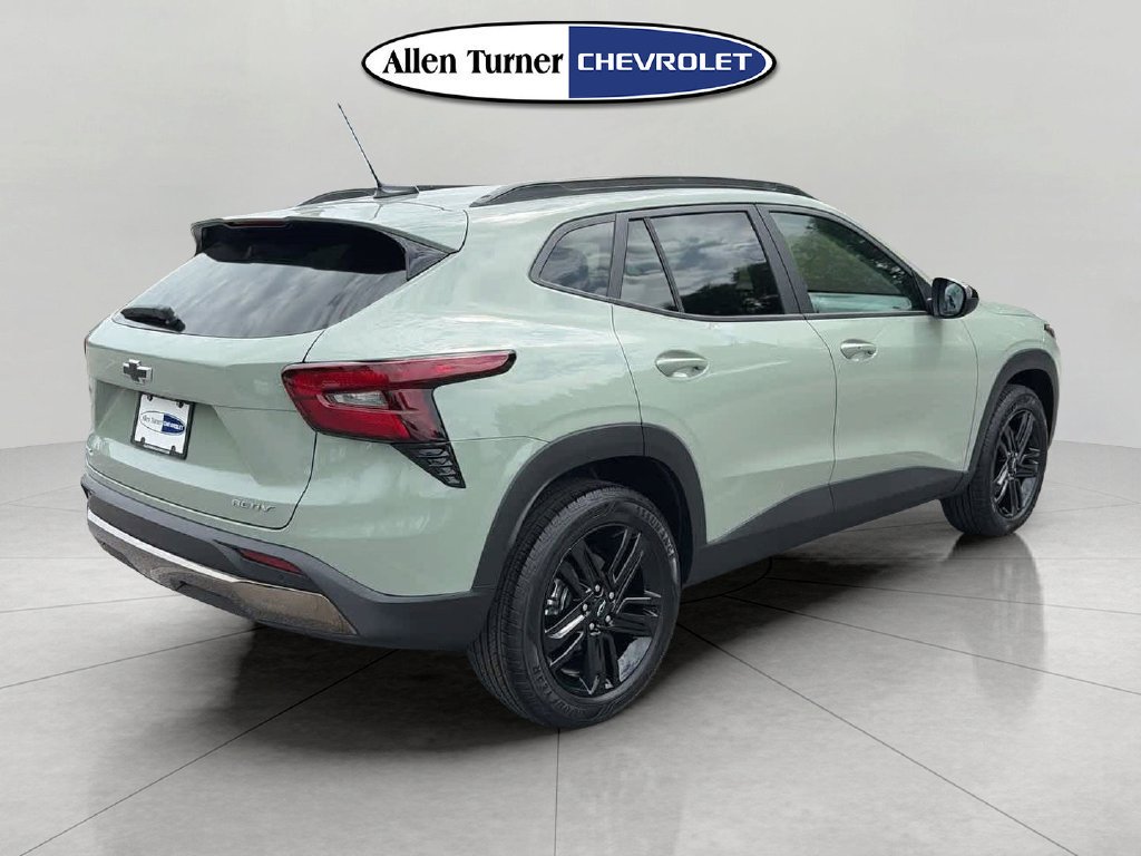 Used 2026 Cacti Green Chevrolet ACTIV image 4