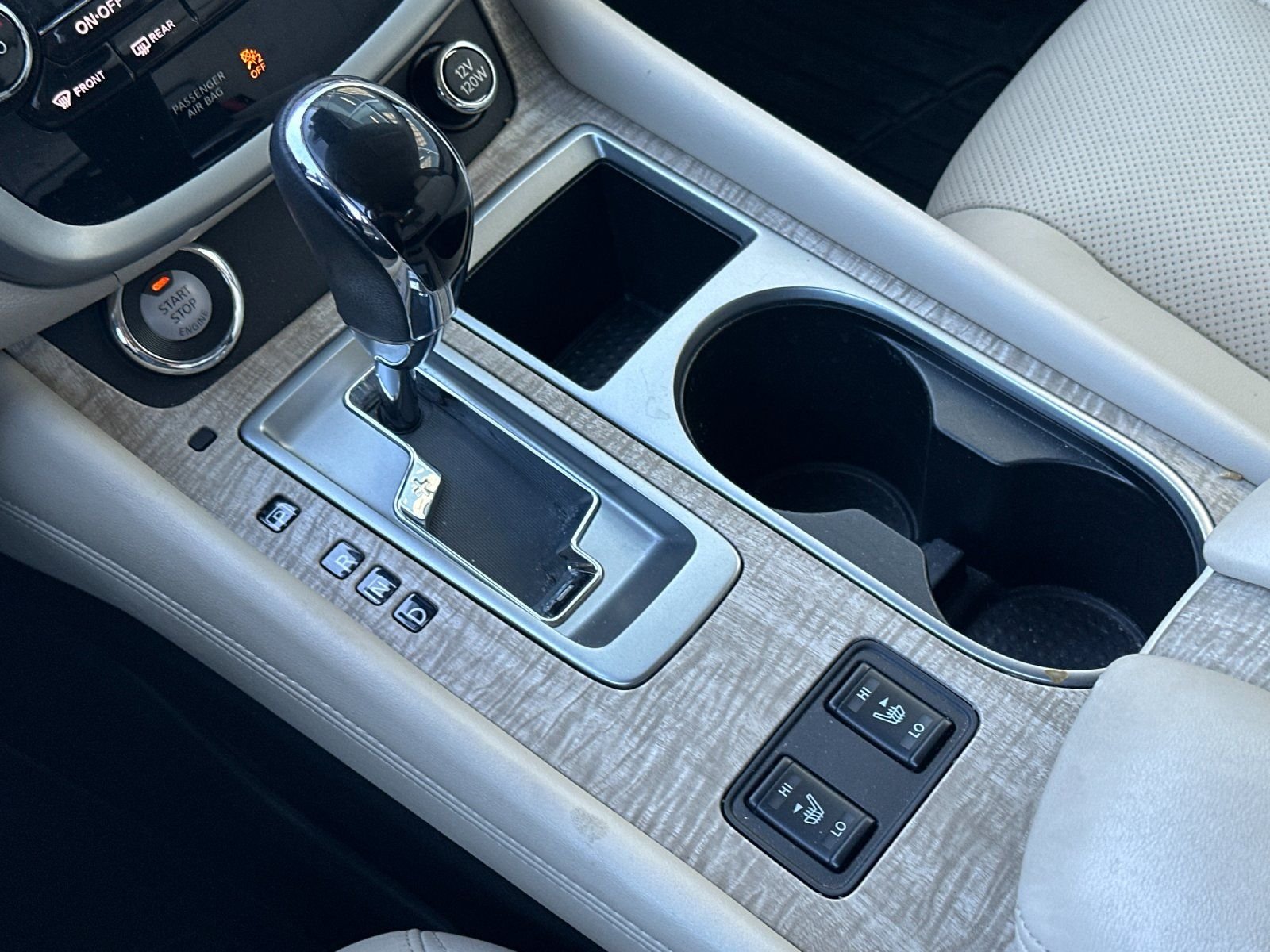 Used 2021 Mocha Almond Pearl Nissan SL image 20