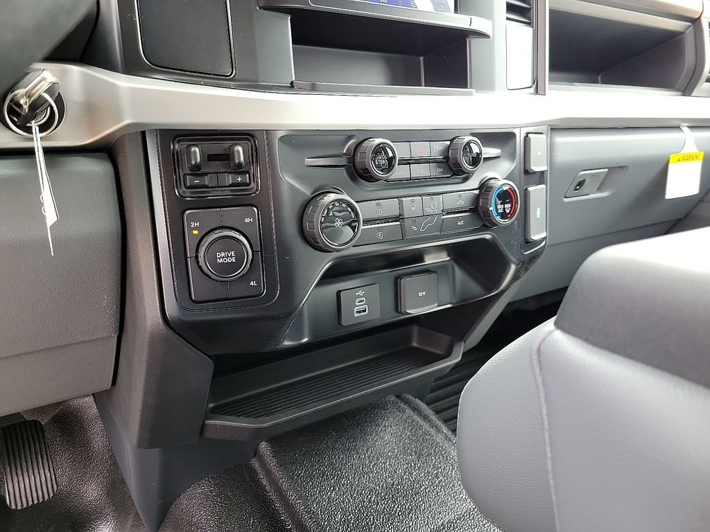 New 2026 White Ford XL image 25