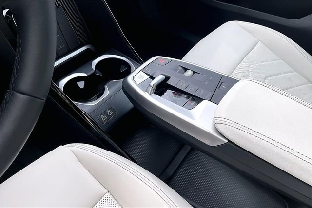 2026 BMW X1 XDrive28i - Photo 8