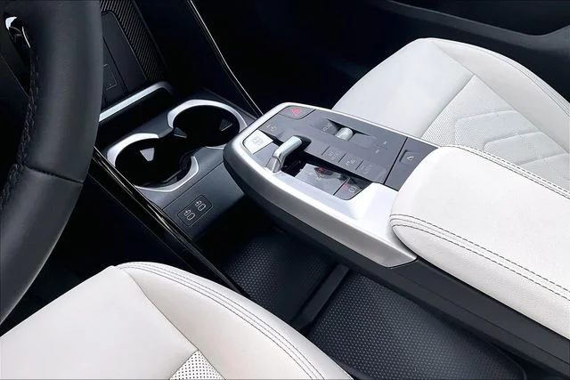 2026 BMW X1 XDrive28i - Photo 8