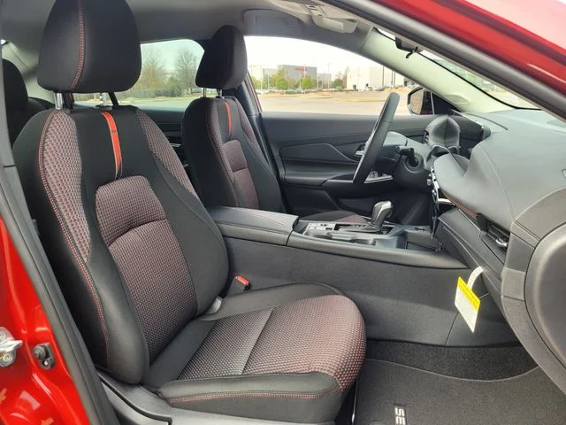 New 2026 Scarlet Ember Tintcoat Nissan SR image 14