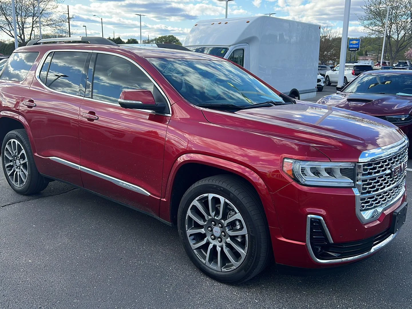 Used 2021 GMC Acadia Denali with VIN 1GKKNXLS4MZ226354 for sale in Winona, Minnesota