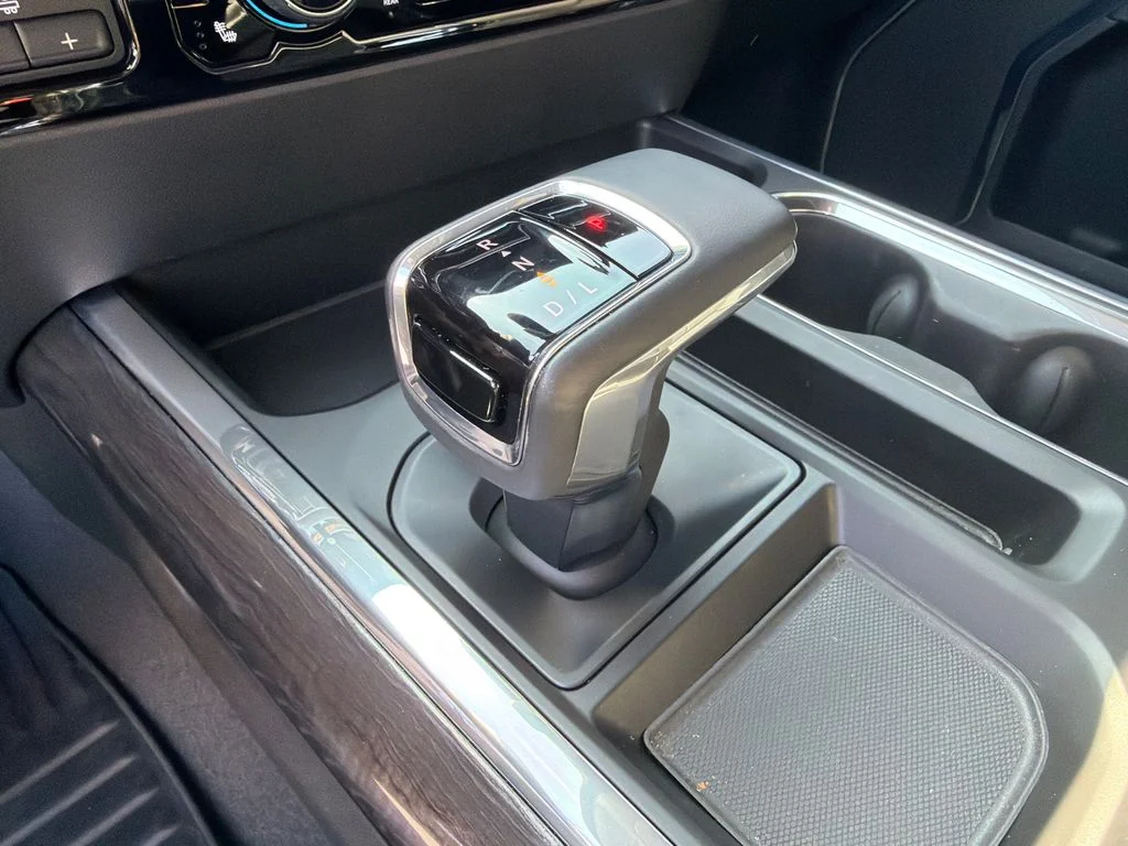 Used 2024 Blue Chevrolet LTZ image 31