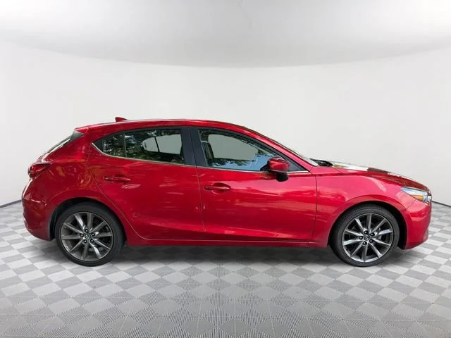 Used 2018 Red Mazda Touring image 4