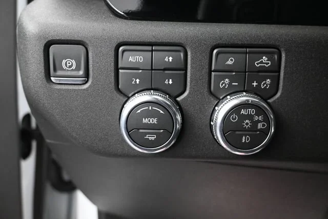Used 2026 Summit White GMC SLT image 13