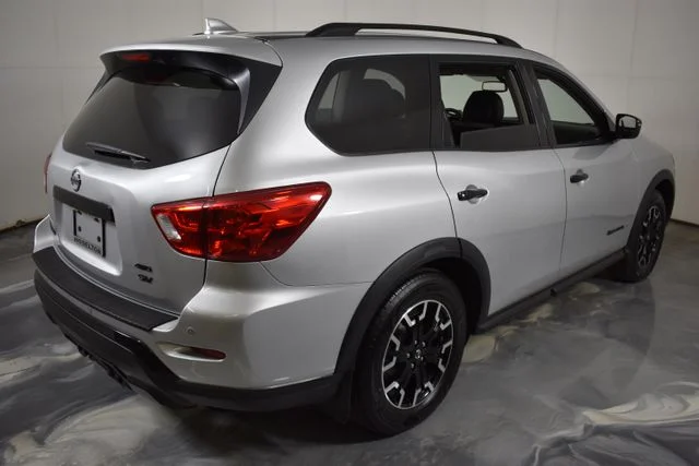 Used 2019 Silver Nissan SV image 10