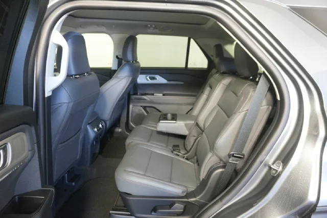 New 2026 Carbonized Gray Metallic Ford Active image 24