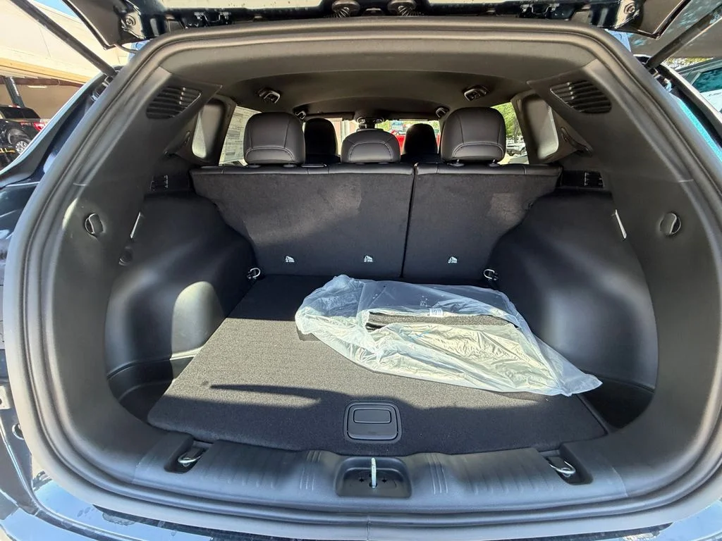 New 2026 Blue Jeep Latitude image 19