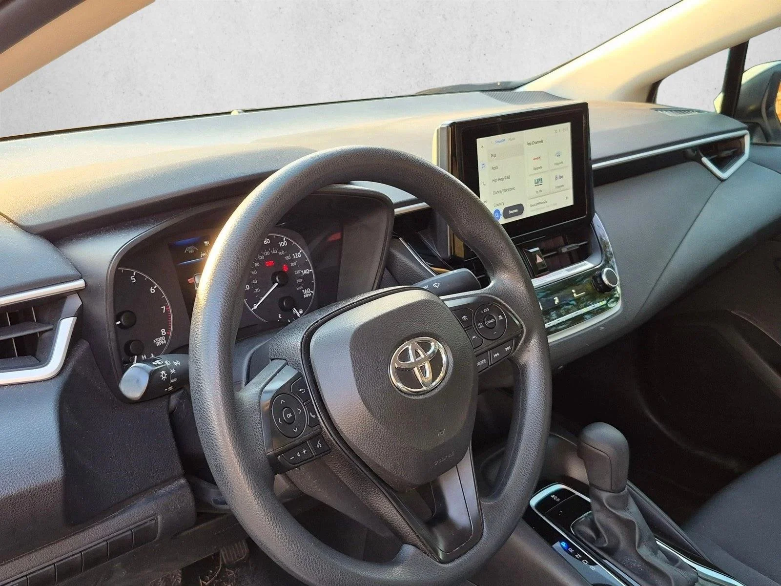 Used 2024 Ice Cap Toyota LE image 6