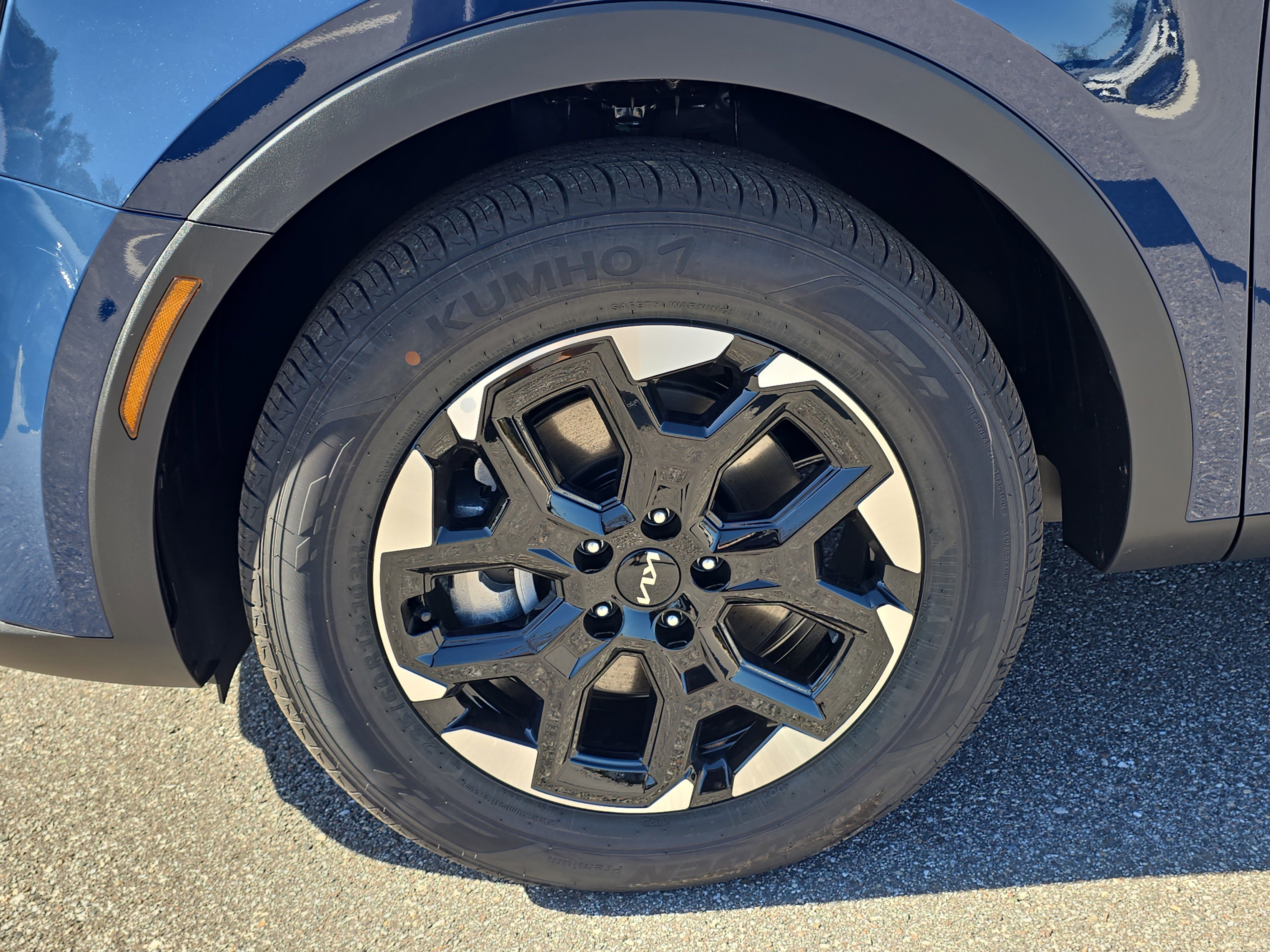 New 2026 Midnight Lake Blue Kia S image 37