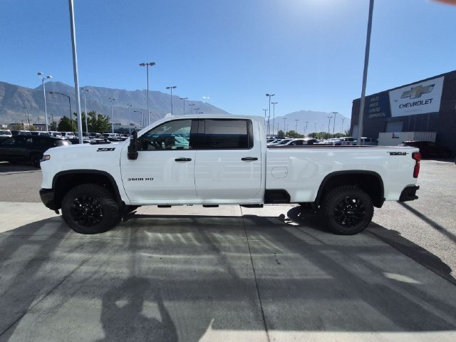 2026 Chevrolet Silverado 3500HD LTZ - Photo 7