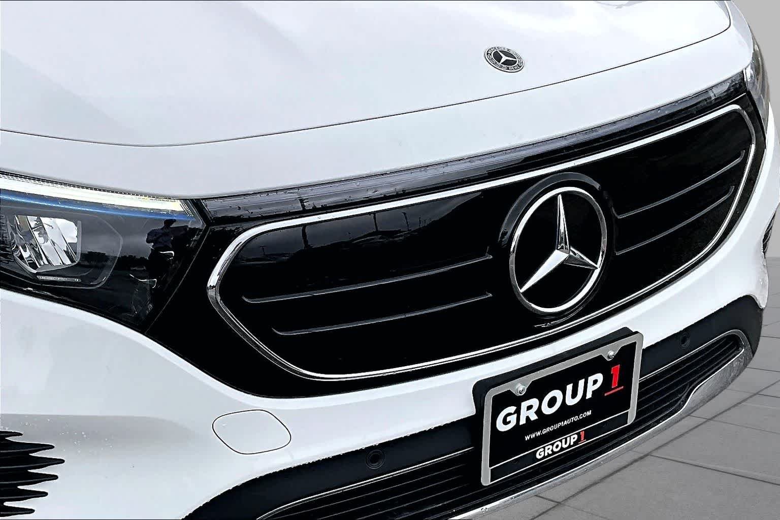 Used 2023 Polar White Mercedes-Benz EQB 300 image 29