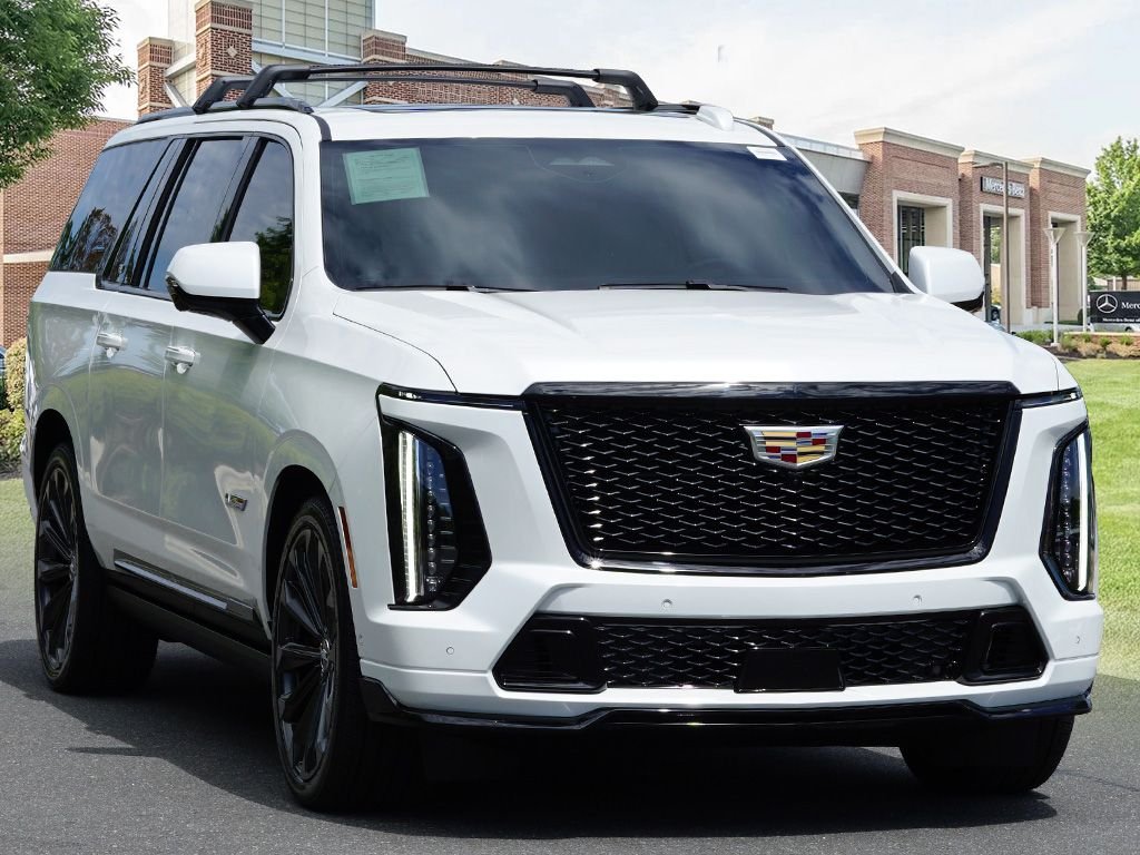 Used 2025 Crystal White Cadillac V-Series image 3