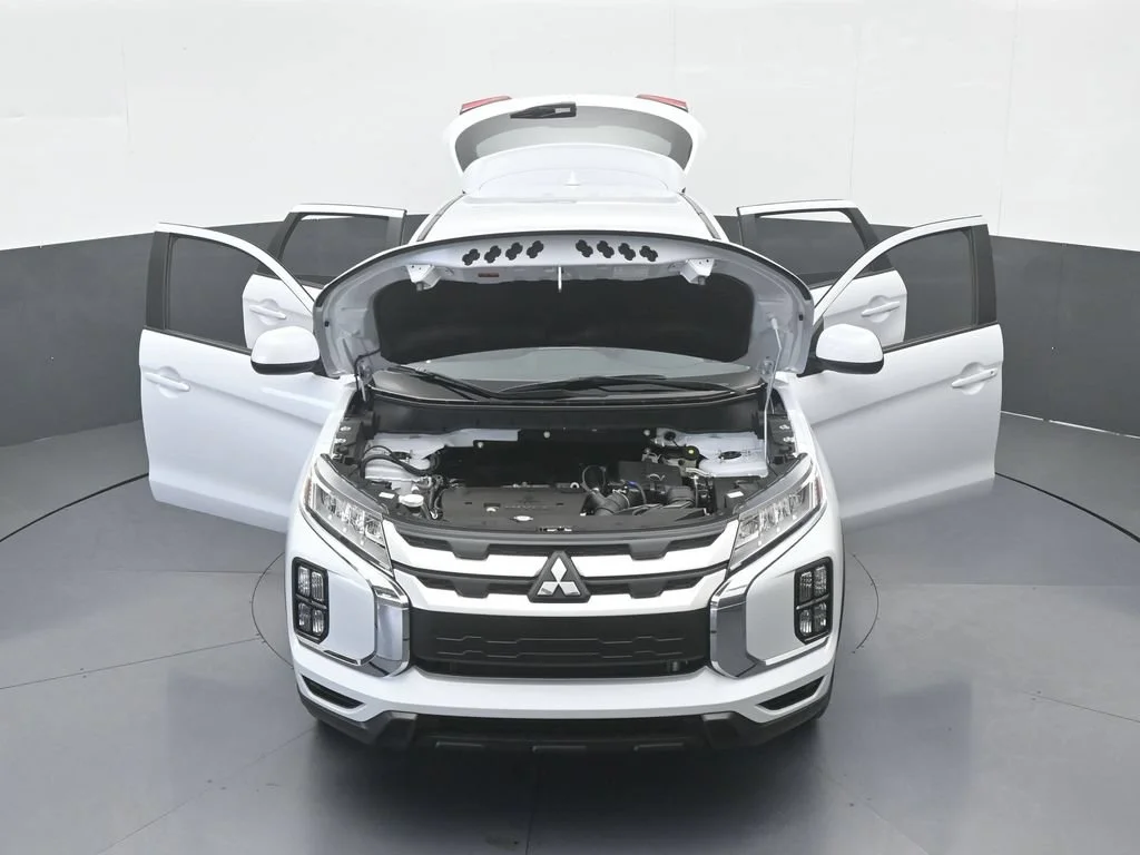 New 2027 White Diamond Mitsubishi 2.0 ES 2WD image 64