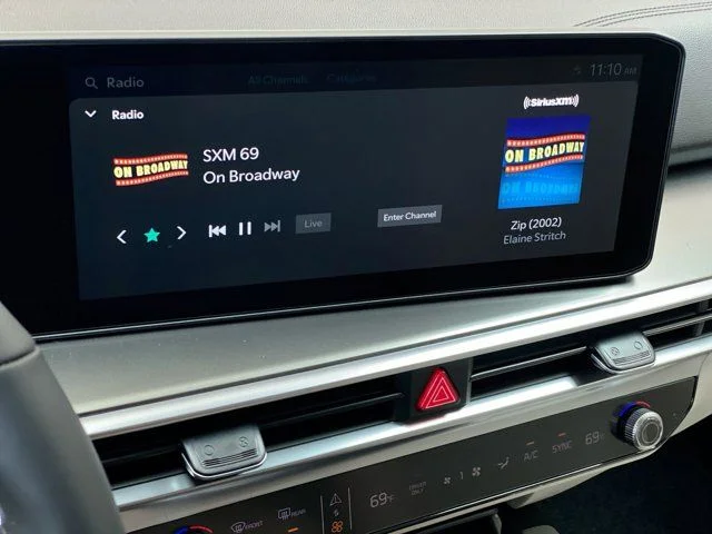 New 2026 Snow White Pearl Kia EX image 26