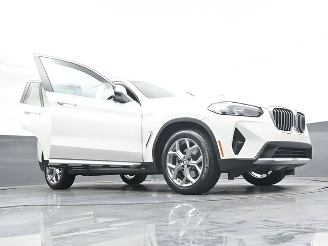 Used 2023 White BMW sDrive30i image 41