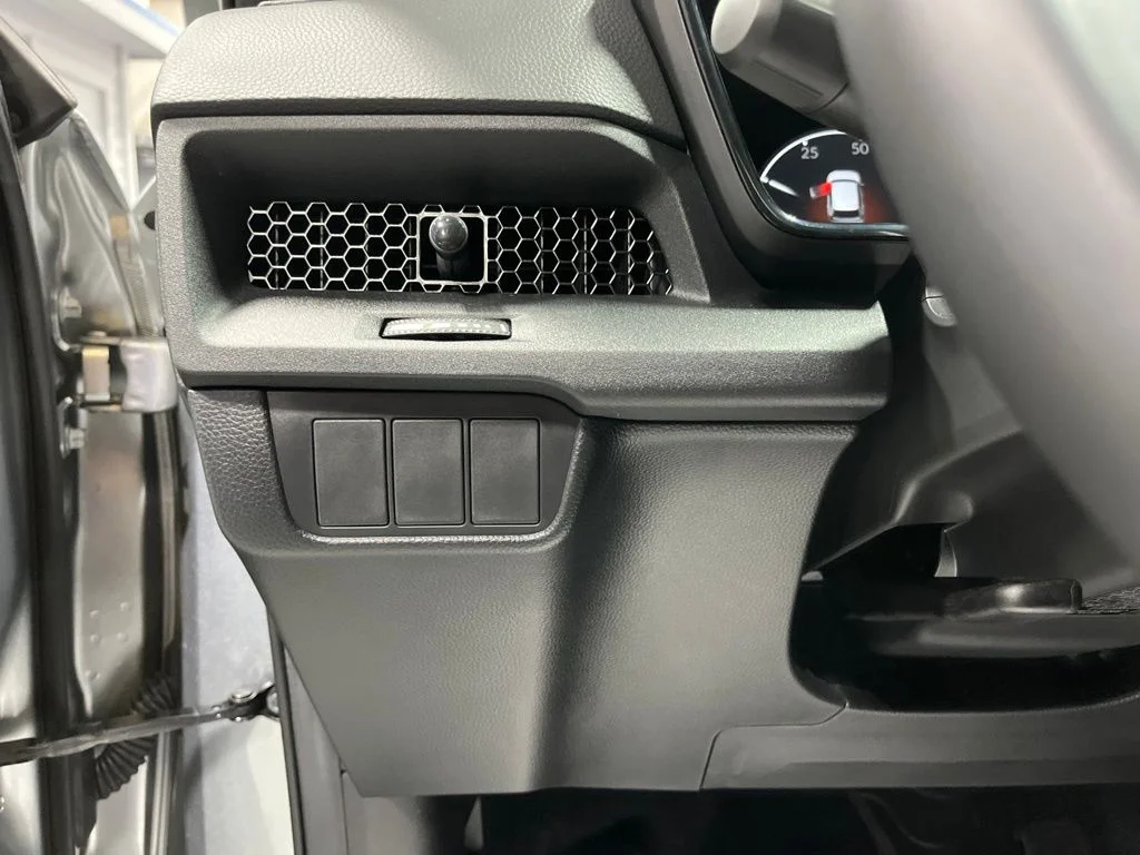 Used 2026 Solar Silver Metallic Honda Sport image 12