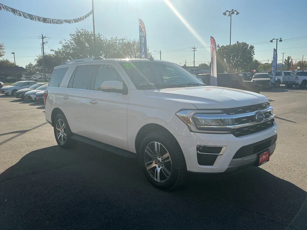 Used 2024 Oxford White Ford Limited image 3