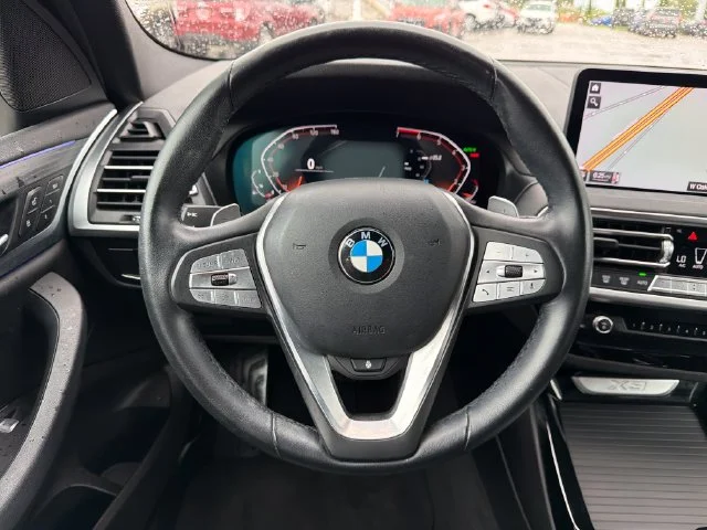 Used 2022 Black BMW sDrive30i image 10