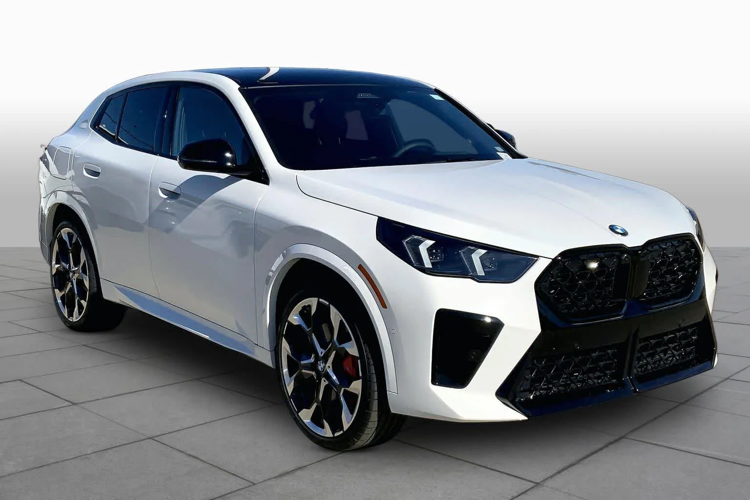 New 2026 Alpine White BMW xDrive28i image 2