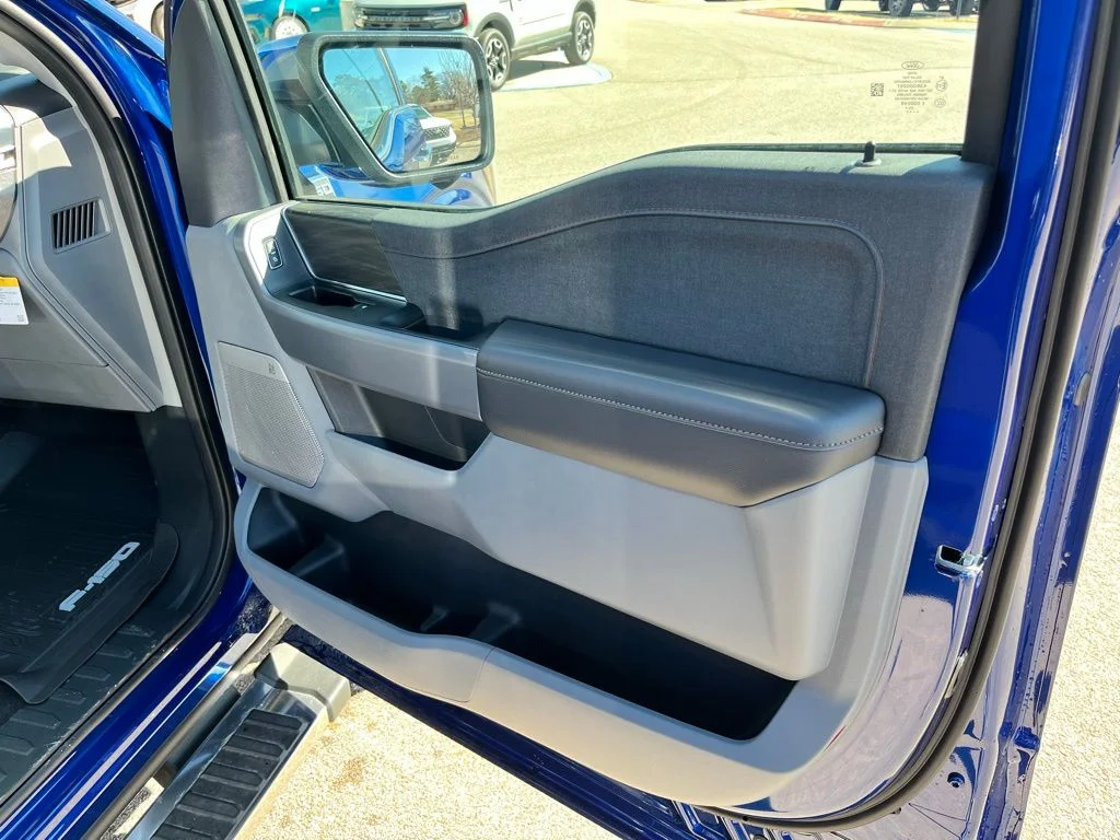 New 2026 Blue Ford Lariat image 10