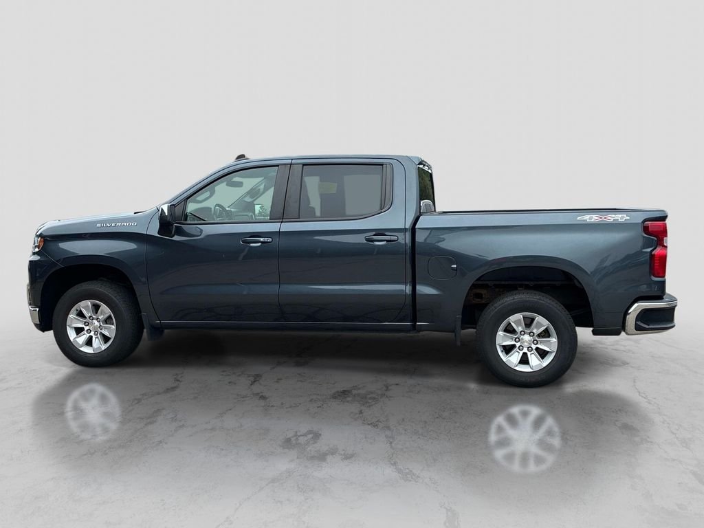 Used 2021 Gray Chevrolet LT image 4