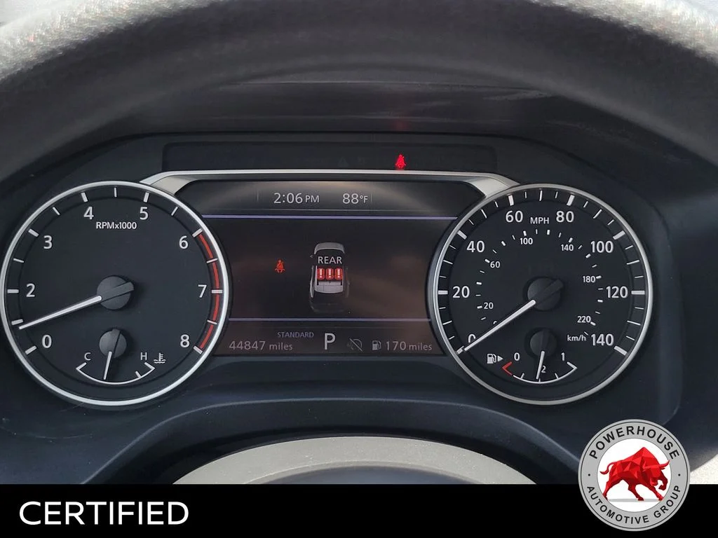 Used 2024 Gray Nissan SV image 33